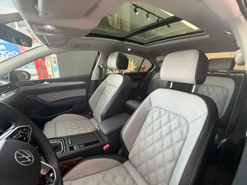 Volkswagen Magotan 2023 2 Millionth Unit Commemorative Edition 330TSI DSG Leading Model — миниатюра 15