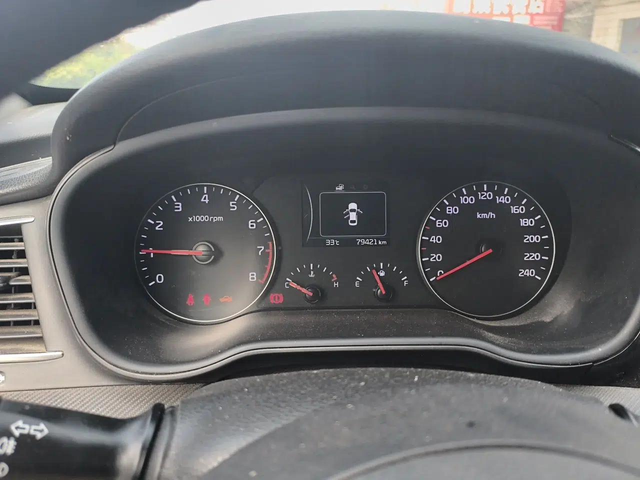 Kia K4 2014 1.8L Manual GL — миниатюра 11