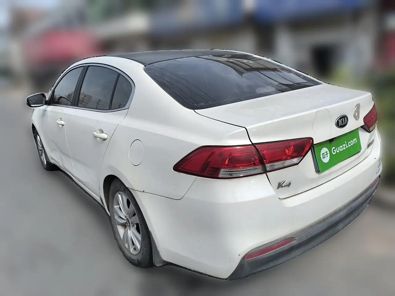 Kia K4 2014 1.8L Manual GL — миниатюра 4
