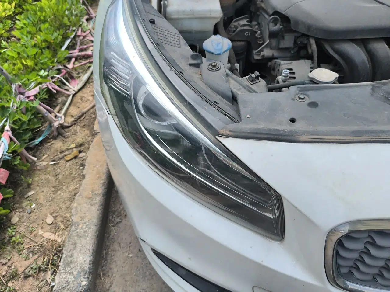 Kia K4 2014 1.8L Manual GL — миниатюра 7