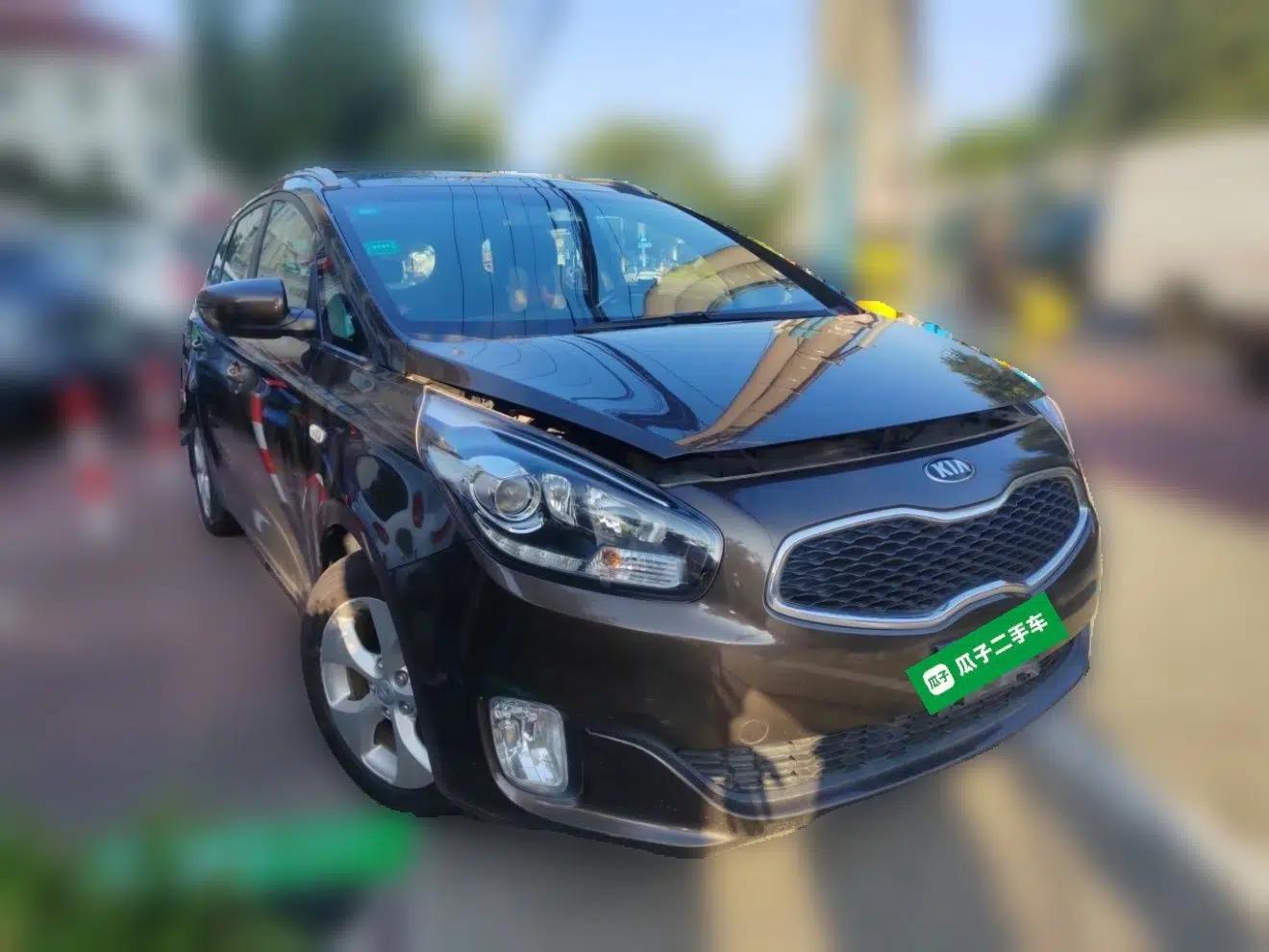 Kia Carens 2013 2.0L 5-Seater Automatic Standard Version China IV Standard — миниатюра 3