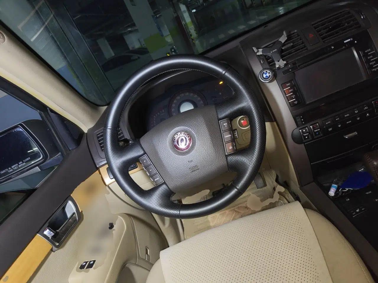 Kia Borrego 2008 3.8L Luxury Edition China IV — миниатюра 10