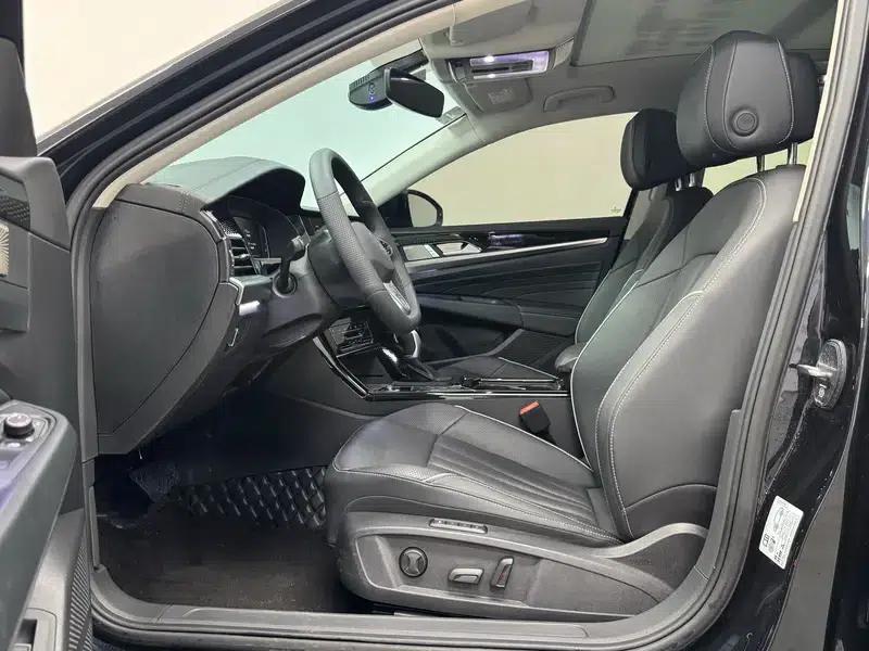 2024 Passat Outstanding Edition 380TSI Starry Sky Dragon Edition — миниатюра 14