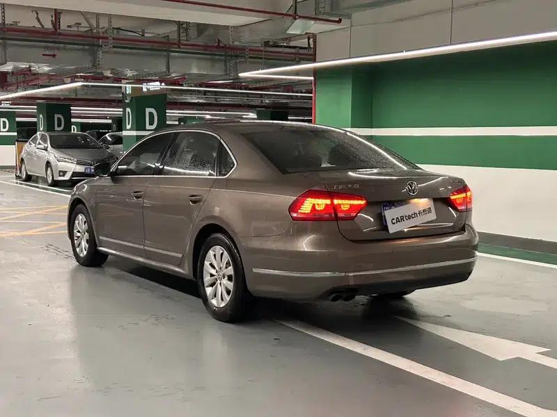 2013 Passat 1.8TSI DSG Premium Edition — миниатюра 4