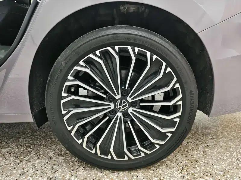 2025 Passat Pro 380TSI Dragon Edition — миниатюра 6