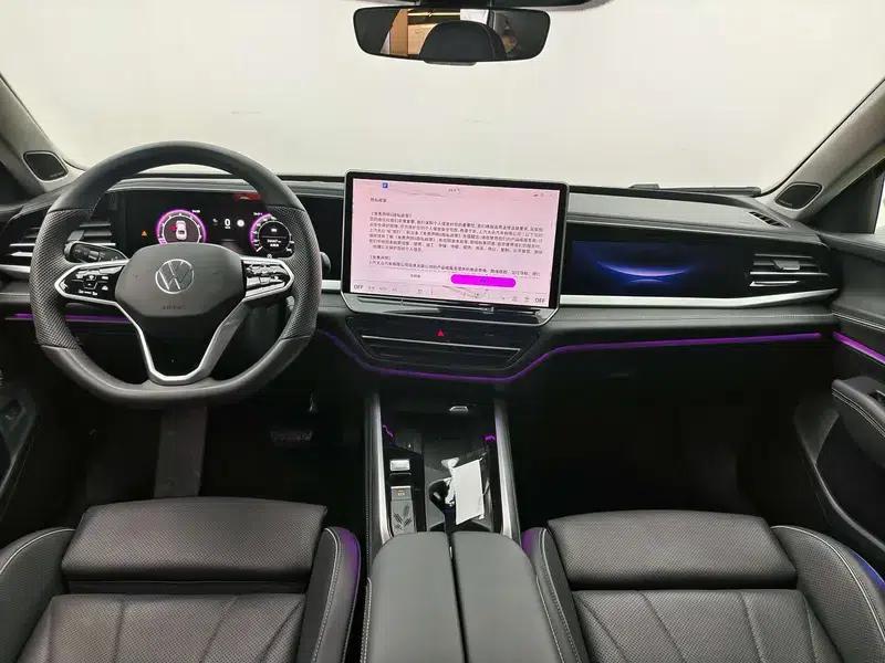 2025 Passat Pro 380TSI Dragon Edition — миниатюра 10