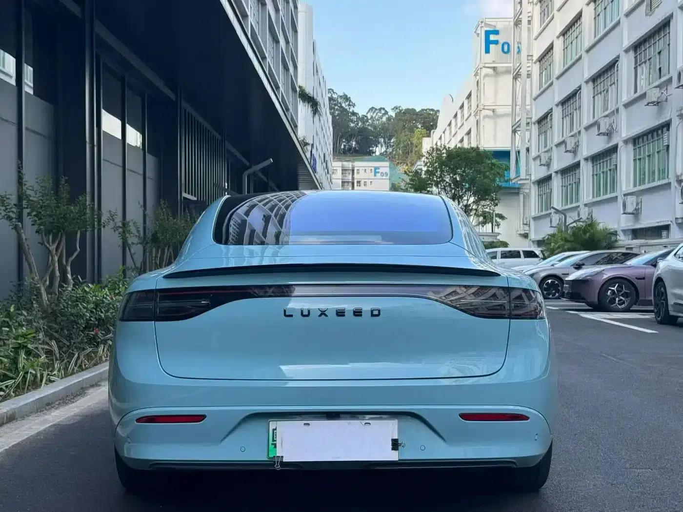 Zhijie S7 2024 Pro Rear-Wheel Drive Long-Range Edition — миниатюра 9