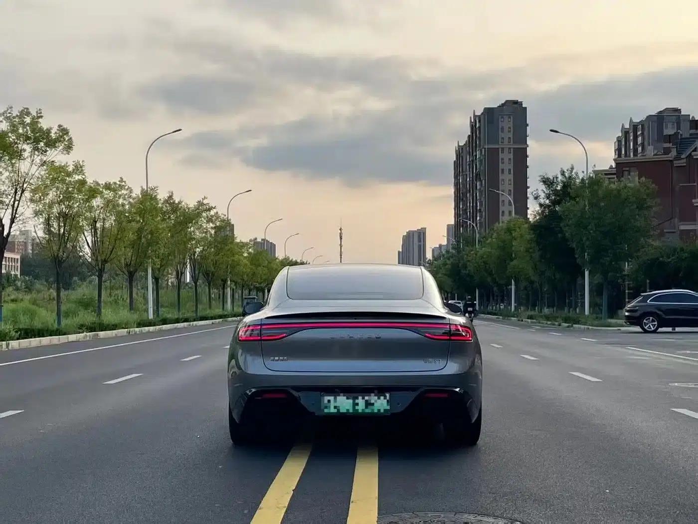Zhijie S7 2024 Ultra AWD Flagship Edition — миниатюра 8