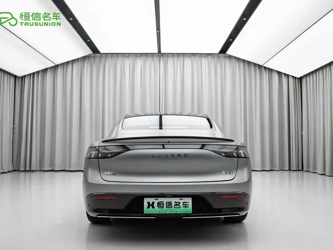 Zhijie S7 2024 Max Rear-Wheel Drive Long-Range Intelligent Driving Edition — миниатюра 5