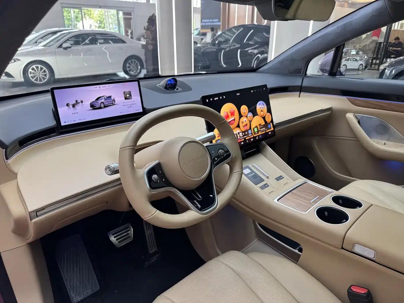 Zhijie R7 2024 Pure Electric 802km Max — миниатюра 12