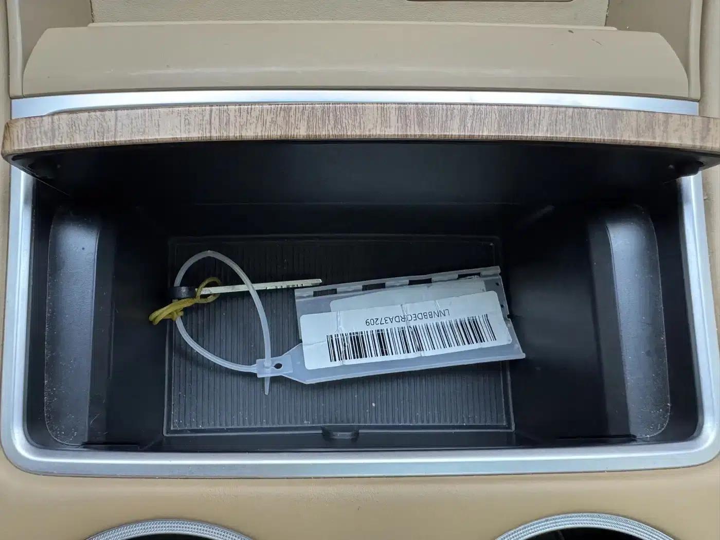 Zhijie R7 2024 Pure Electric 802km Max — миниатюра 28