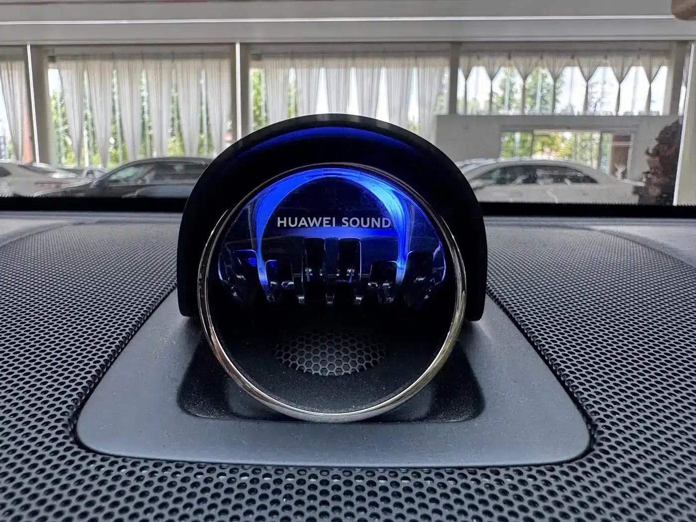 Zhijie R7 2024 Pure Electric 802km Max — миниатюра 31