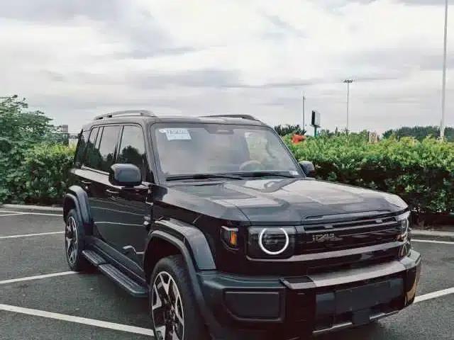 iCAR V27 2026 Model 200KM 4WD Falcon 500