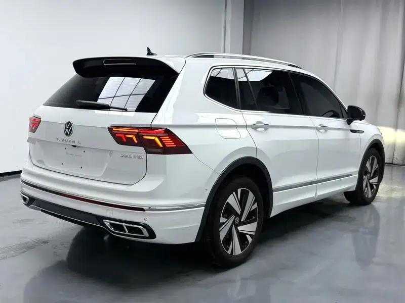 Tiguan L 2023 330TSI 2WD R-Line Flagship Edition — миниатюра 3