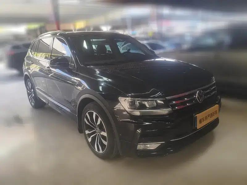 Tiguan L 2021 330TSI Automatic 2WD R-Line Premium Edition — миниатюра 2