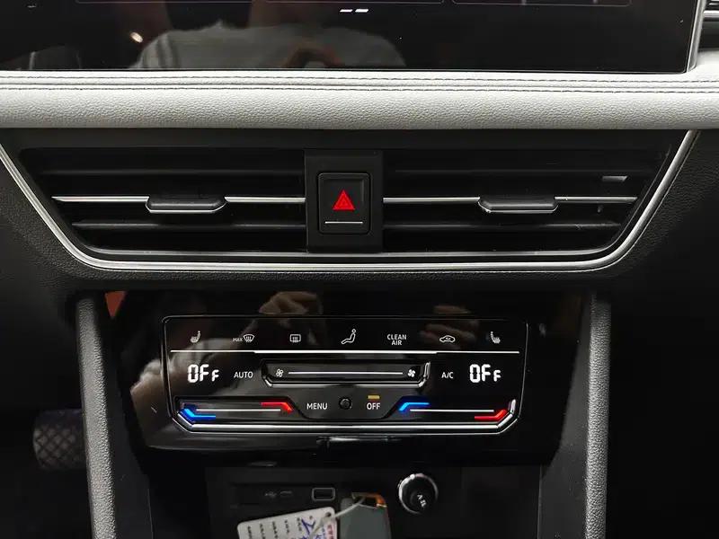 Tiguan L 2023 280TSI Trendy Limited Edition — миниатюра 15