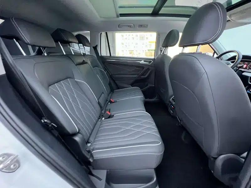 Tiguan L 2023 330TSI 2WD R-Line Premium Edition — миниатюра 30