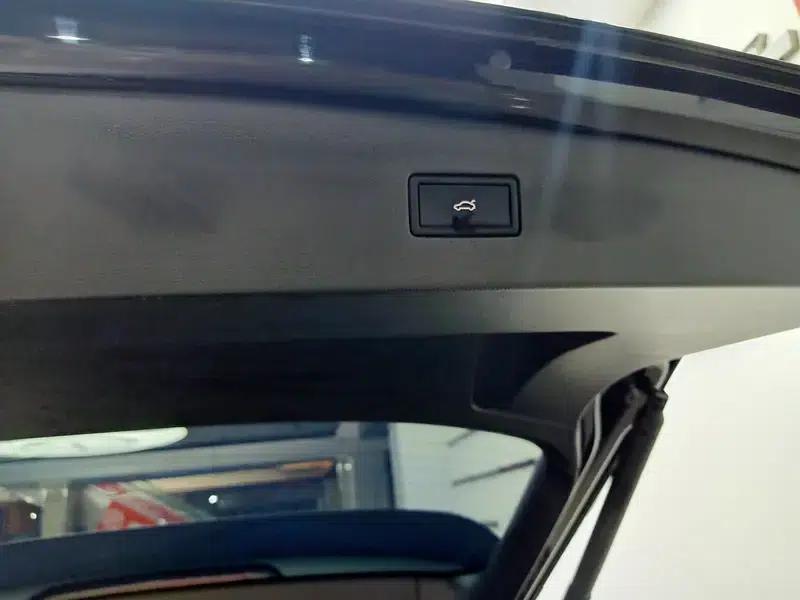 Tiguan L 2024 330TSI 2WD R-Line Premium Edition — миниатюра 12