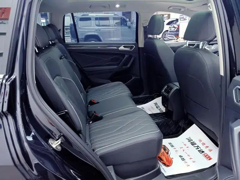 Tiguan L 2024 330TSI 2WD R-Line Premium Edition — миниатюра 22