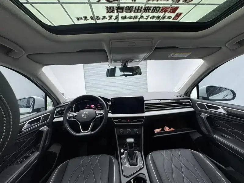 Tiguan L 2023 280TSI Trendy Limited Edition — миниатюра 8