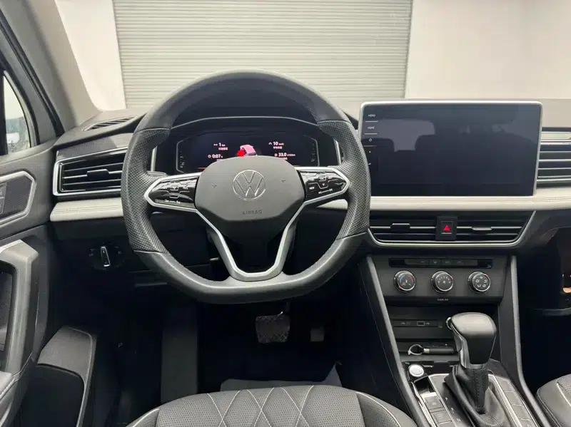 Tiguan L 2023 280TSI Trendy Limited Edition — миниатюра 10