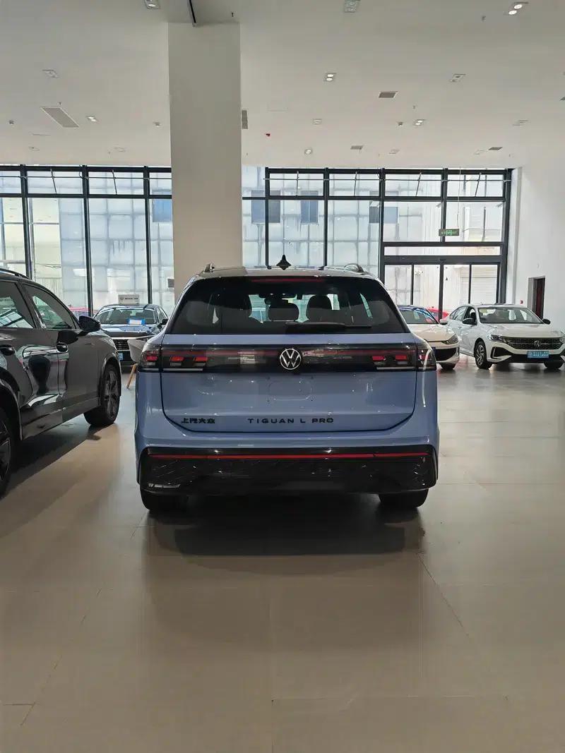 Tiguan L 2024 Pro 380TSI AWD R-Line Supreme Edition — миниатюра 5