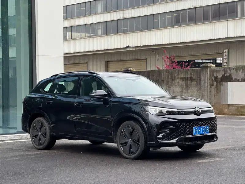 Tiguan L 2024 Pro 330TSI 2WD R-Line Supreme Edition — миниатюра 3