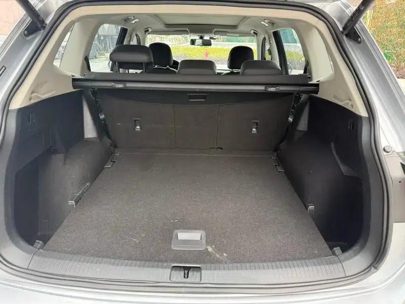 Tiguan L 2022 330TSI Automatic 2WD Smart Edition — миниатюра 19