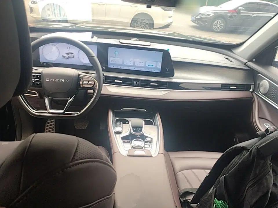 Chery Tiggo 8 PRO 2024 Champion Edition 390T Two-Wheel Drive Peak Version 5 Seats — миниатюра 12