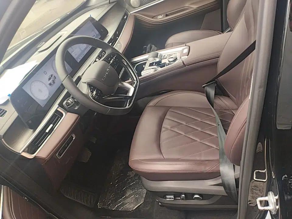 Chery Tiggo 8 PRO 2024 Champion Edition 390T Two-Wheel Drive Peak Version 5 Seats — миниатюра 17