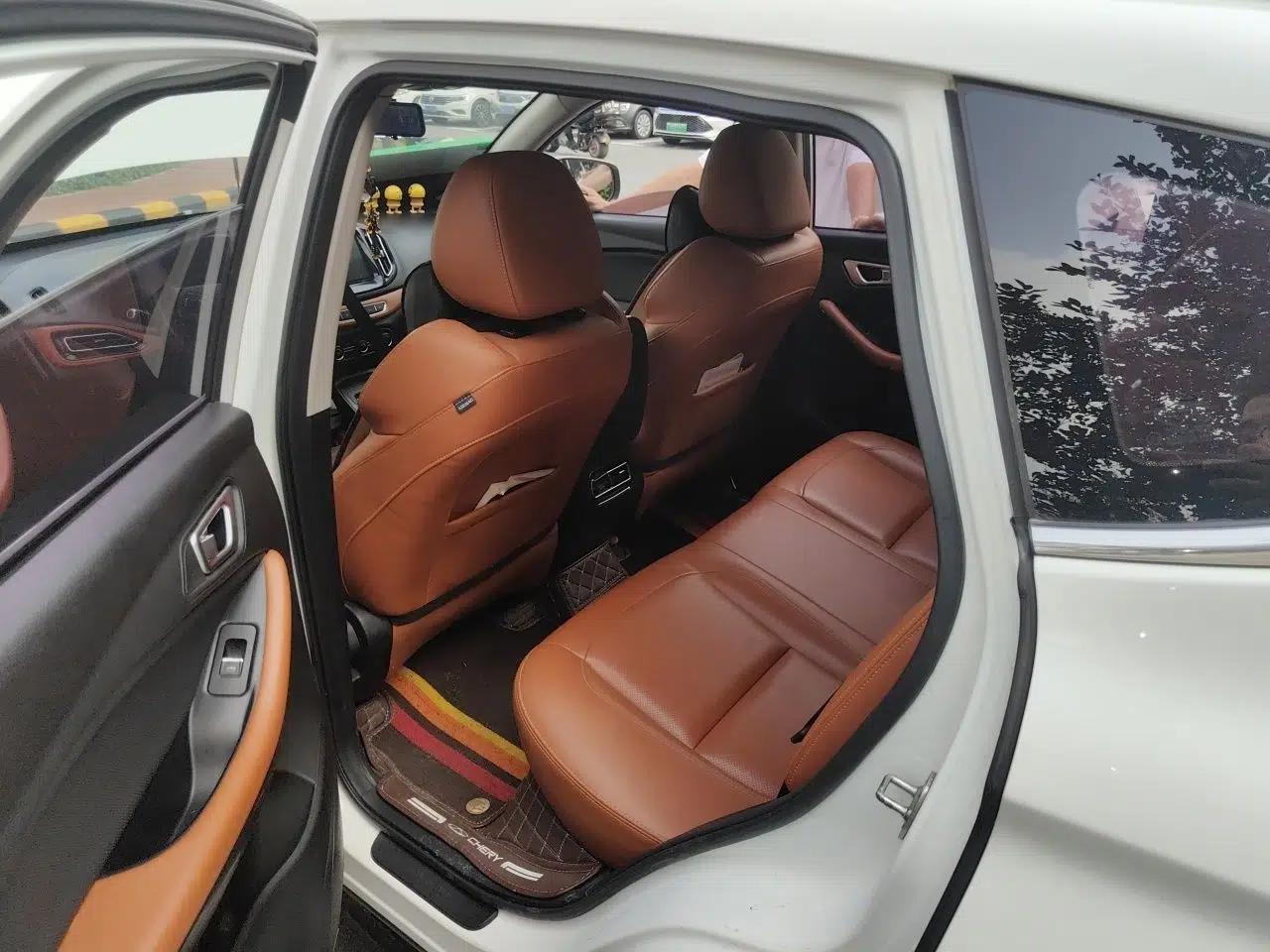 Chery Tiggo 7 2016 1.5T Manual Ignite Edition — миниатюра 17