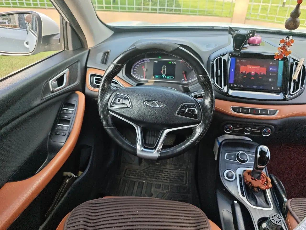 Chery Tiggo 7 2016 2.0L CVT YAOZHEN Edition — миниатюра 10