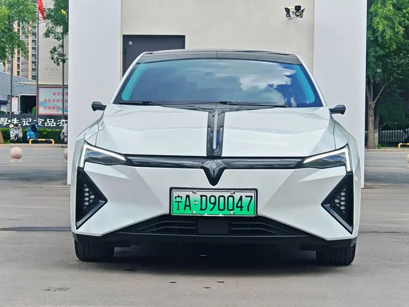 Lingxi L 2024 Ready Player One Edition — миниатюра 2