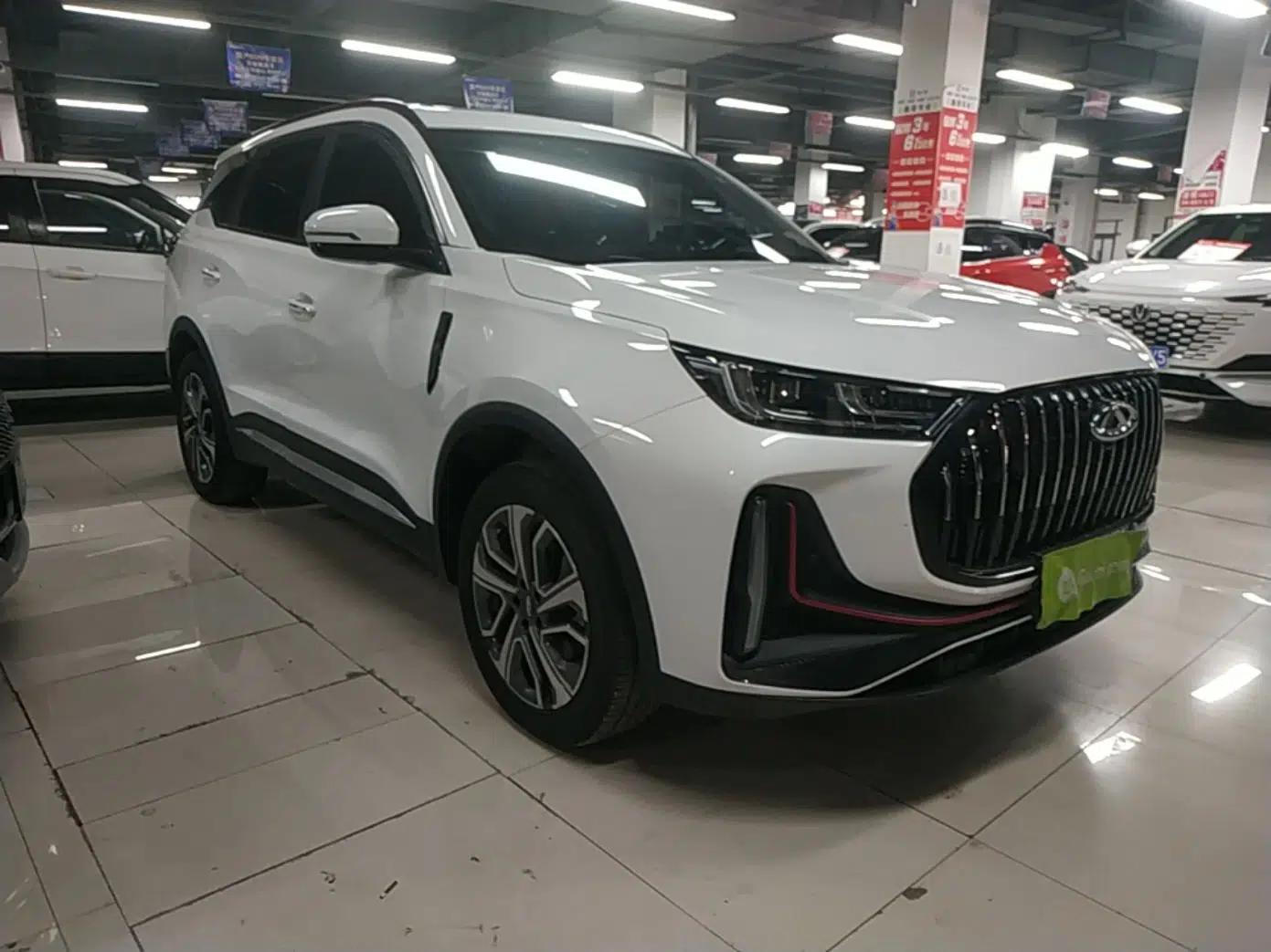 Chery Tiggo 7 PLUS 2023 1.6 TGDI DCT Luxury Model — миниатюра 3