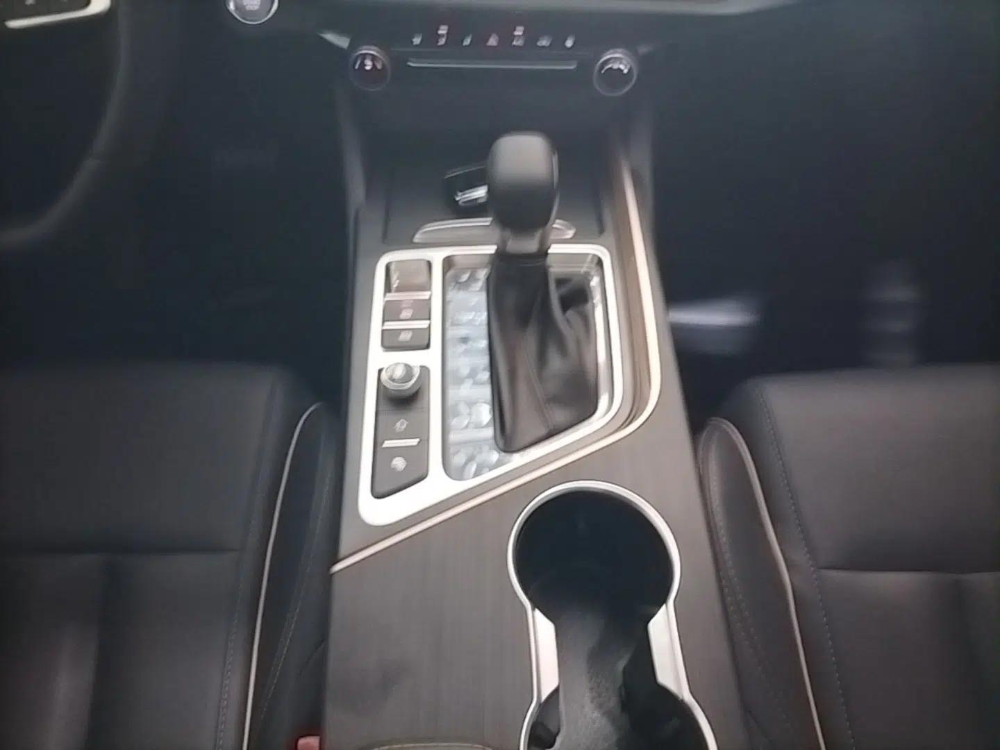 Chery Arrizo 5 PLUS 2023 1.5L CVT EnjoyPLUS — миниатюра 16
