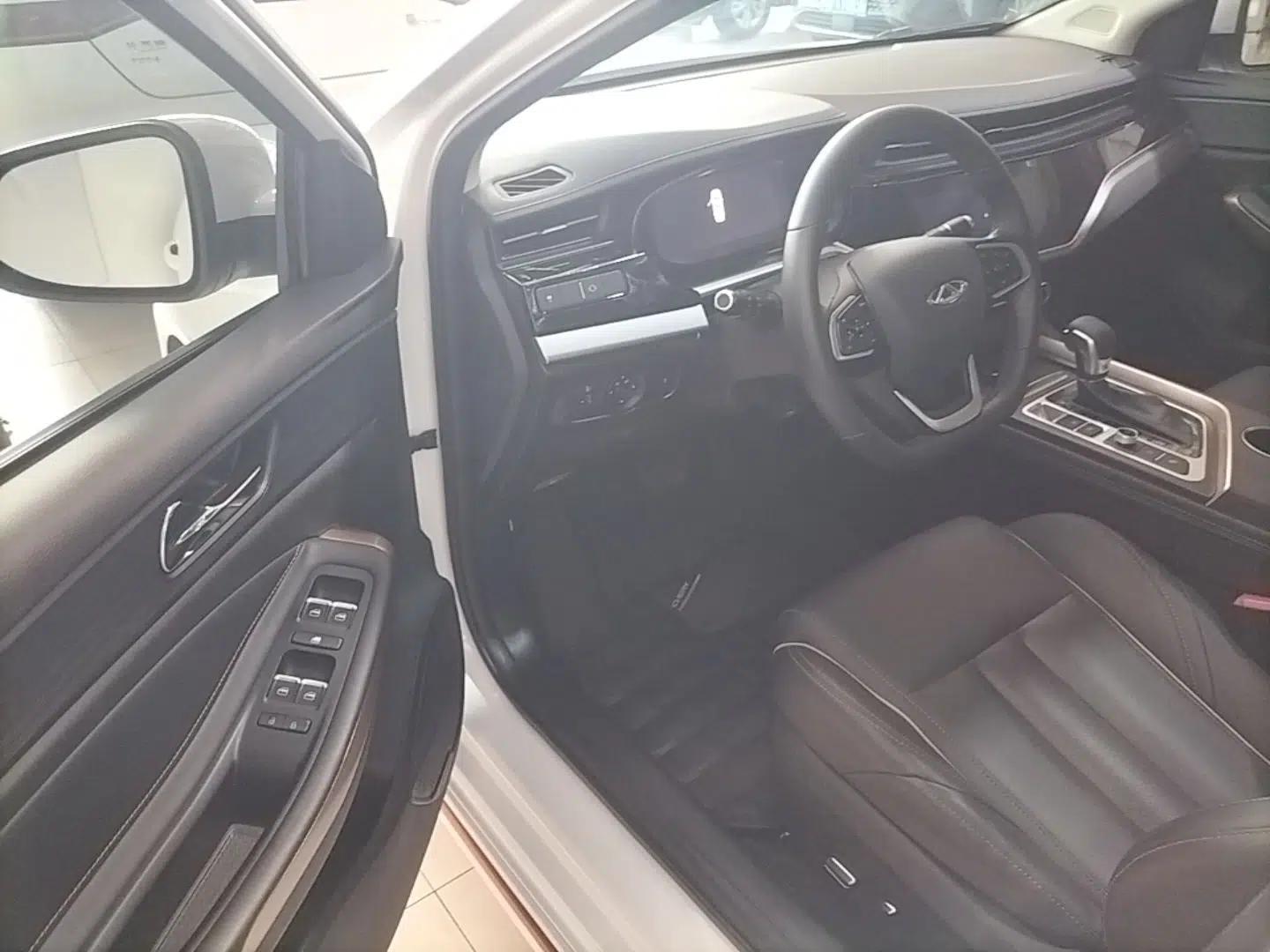 Chery Arrizo 5 PLUS 2023 1.5L CVT EnjoyPLUS — миниатюра 18