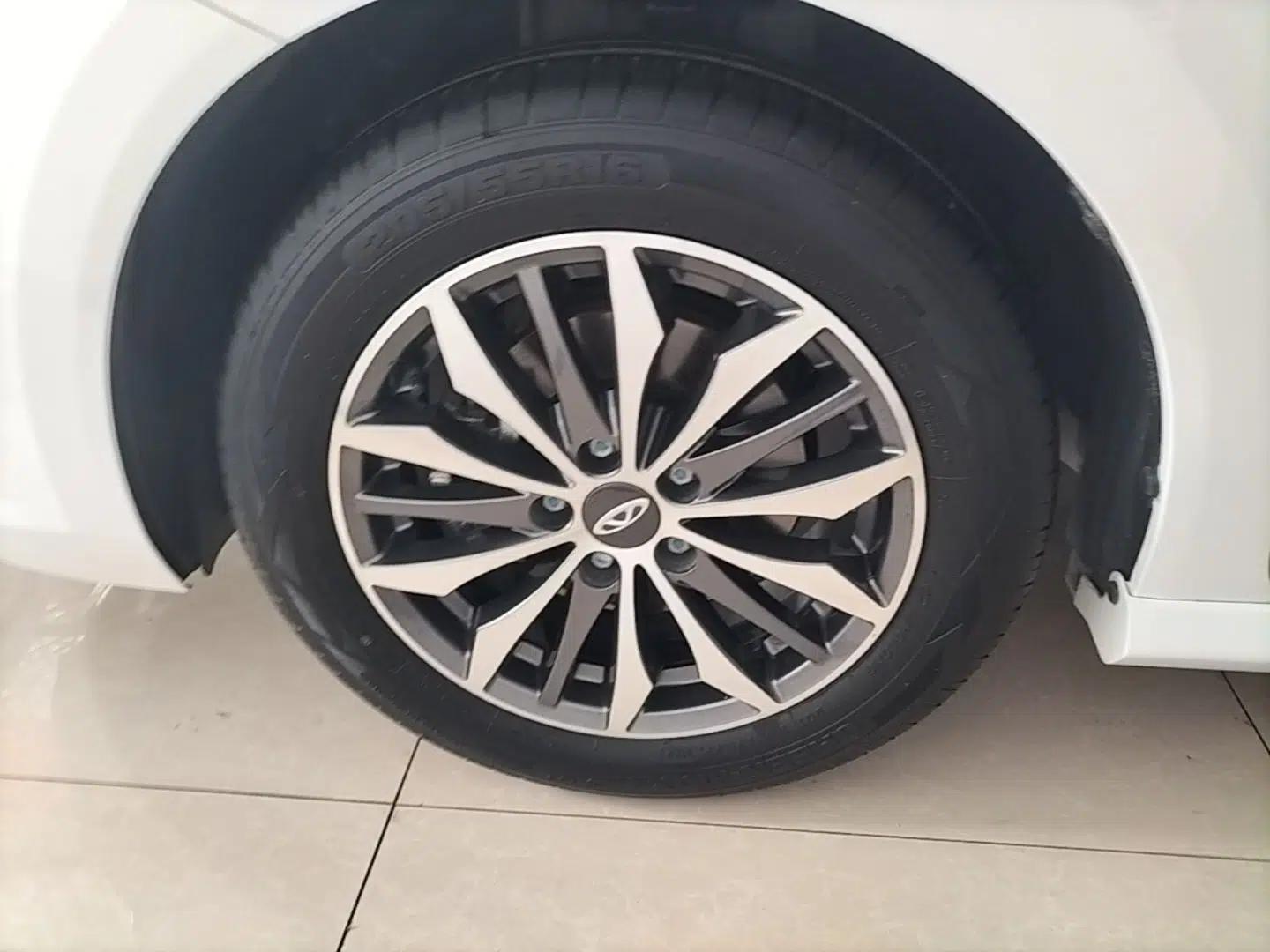 Chery Arrizo 5 PLUS 2023 1.5L CVT EnjoyPLUS — миниатюра 10