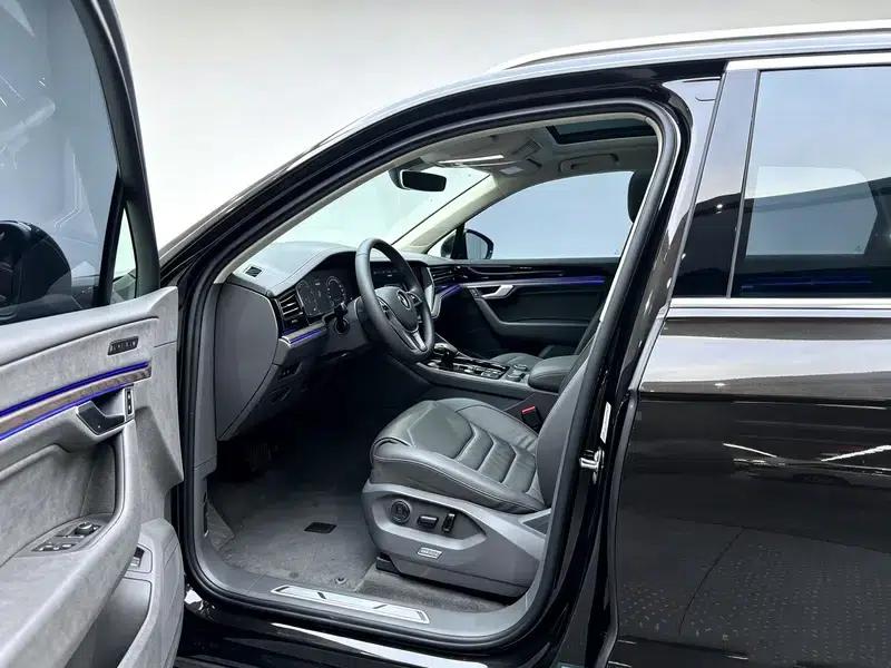 Touareg 2019 3.0TSI R-Line Edition (China VI Emission Standard) — миниатюра 17