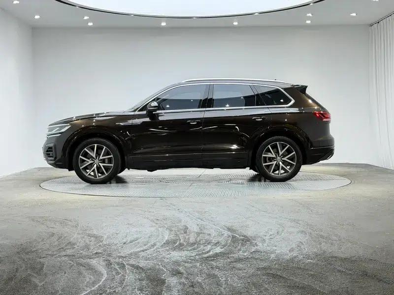 Touareg 2019 3.0TSI R-Line Edition (China VI Emission Standard) — миниатюра 4