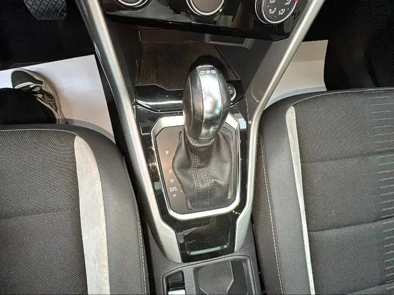 2021 Volkswagen T-Roc Facelift 280TSI DSG 2WD Elite Intelligent Edition — миниатюра 9