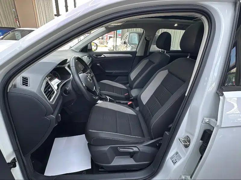 2021 Volkswagen T-Roc Facelift 280TSI DSG 2WD Elite Intelligent Edition — миниатюра 10
