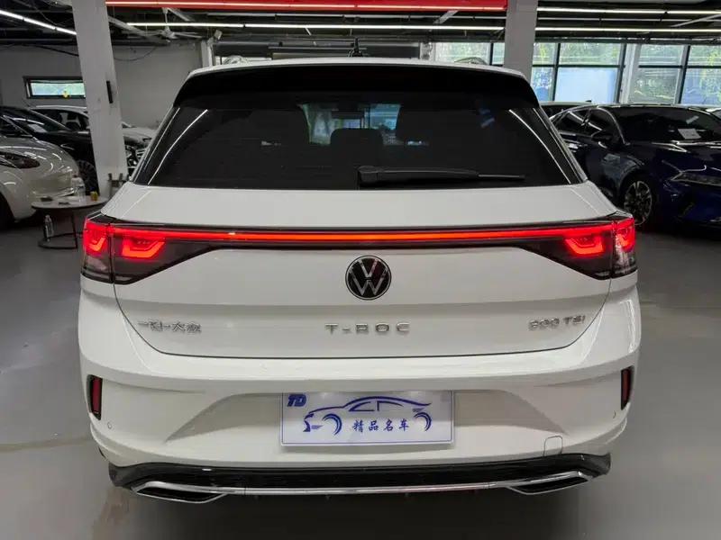 2023 Volkswagen T-Roc 300TSI DSG Chenguang Edition — миниатюра 5