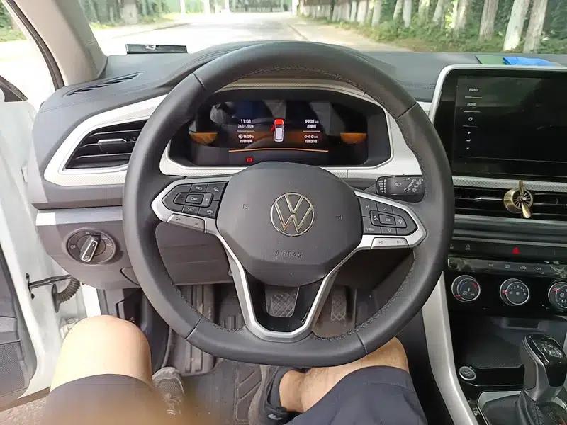 2025 Volkswagen T-Roc 280TSI DSG Time Edition — миниатюра 7