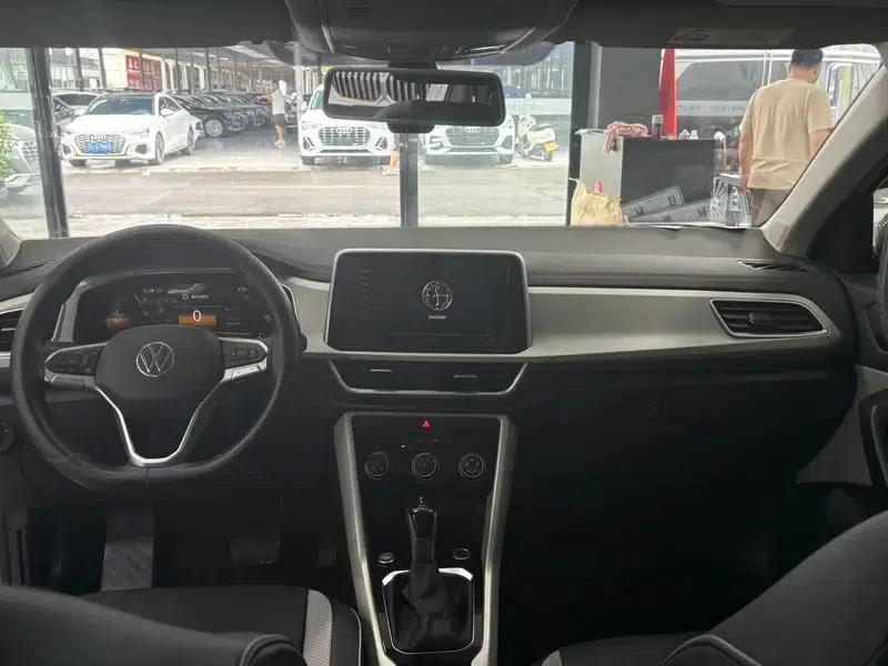 2023 Volkswagen T-Roc 280TSI DSG Time Edition — миниатюра 15