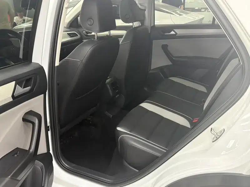 2023 Volkswagen T-Roc 280TSI DSG Time Edition — миниатюра 19