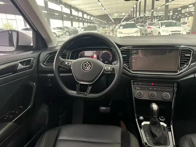 2021 Volkswagen T-Roc 280TSI DSG 2WD Comfort Smart Edition — миниатюра 18