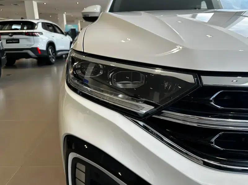 2024 Volkswagen T-Roc 300TSI DSG Chenguang Edition — миниатюра 6