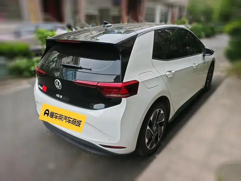 Volkswagen ID.3 2025 Smart Edition - Outstanding Version — миниатюра 2