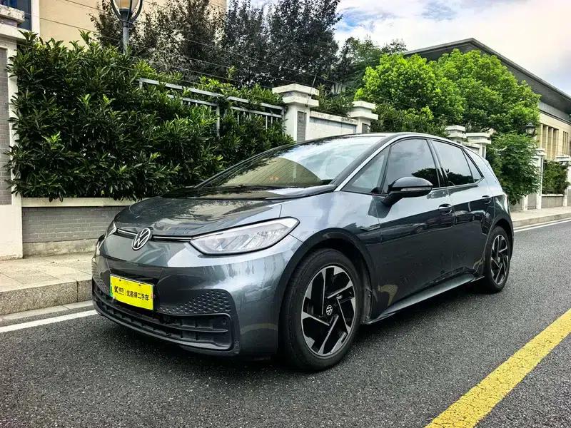 Volkswagen ID.3 2023 Pure Smart Edition — миниатюра 1