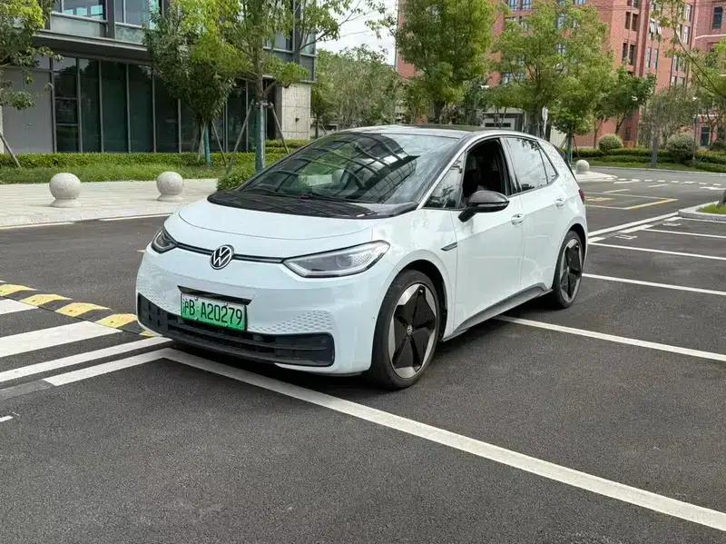 Volkswagen ID.3 2021 PRO Intelligent Edition — миниатюра 1
